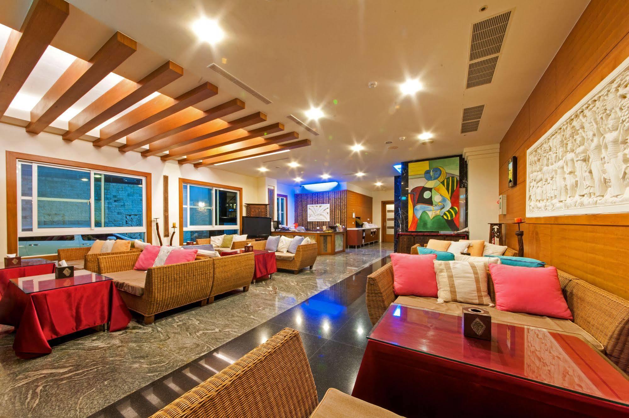 Seasons Bali Fashion Inn Kenting Eksteriør bilde